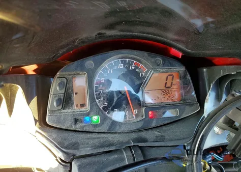 2022 Honda Cbr600 Rr z USA, uszkodzony, nr VIN JH2PC40J2NK800162